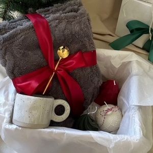 This is already a Christmas atmosphere for everyone N.1